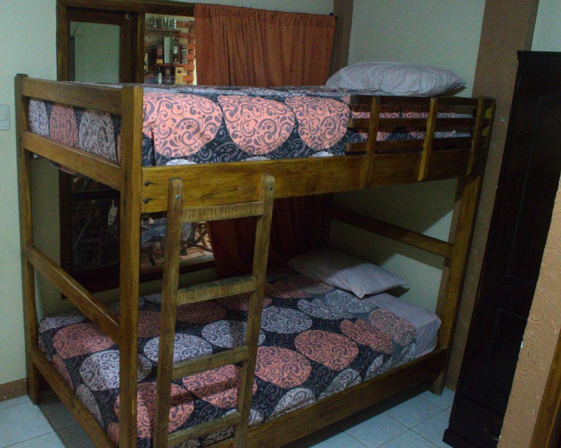 Hostal Tierra Y Mar มอนตาญิตาร์ ภายนอก รูปภาพ