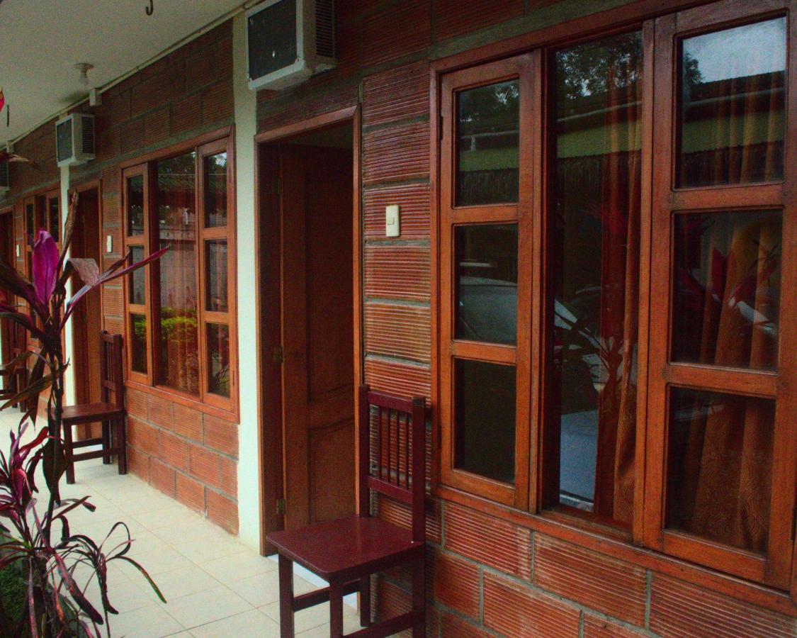 Hostal Tierra Y Mar มอนตาญิตาร์ ภายนอก รูปภาพ