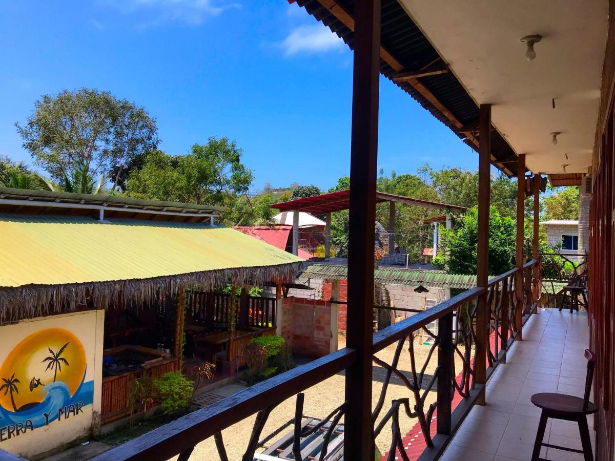 Hostal Tierra Y Mar มอนตาญิตาร์ ภายนอก รูปภาพ